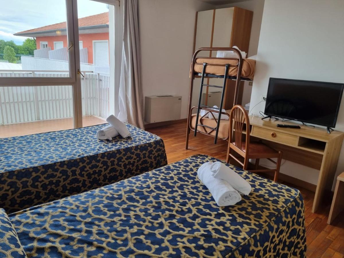 Hotel Villa Strassoldo "Ex Attianese Hotel Restaurant" Cervignano del Friuli Eksteriør bilde