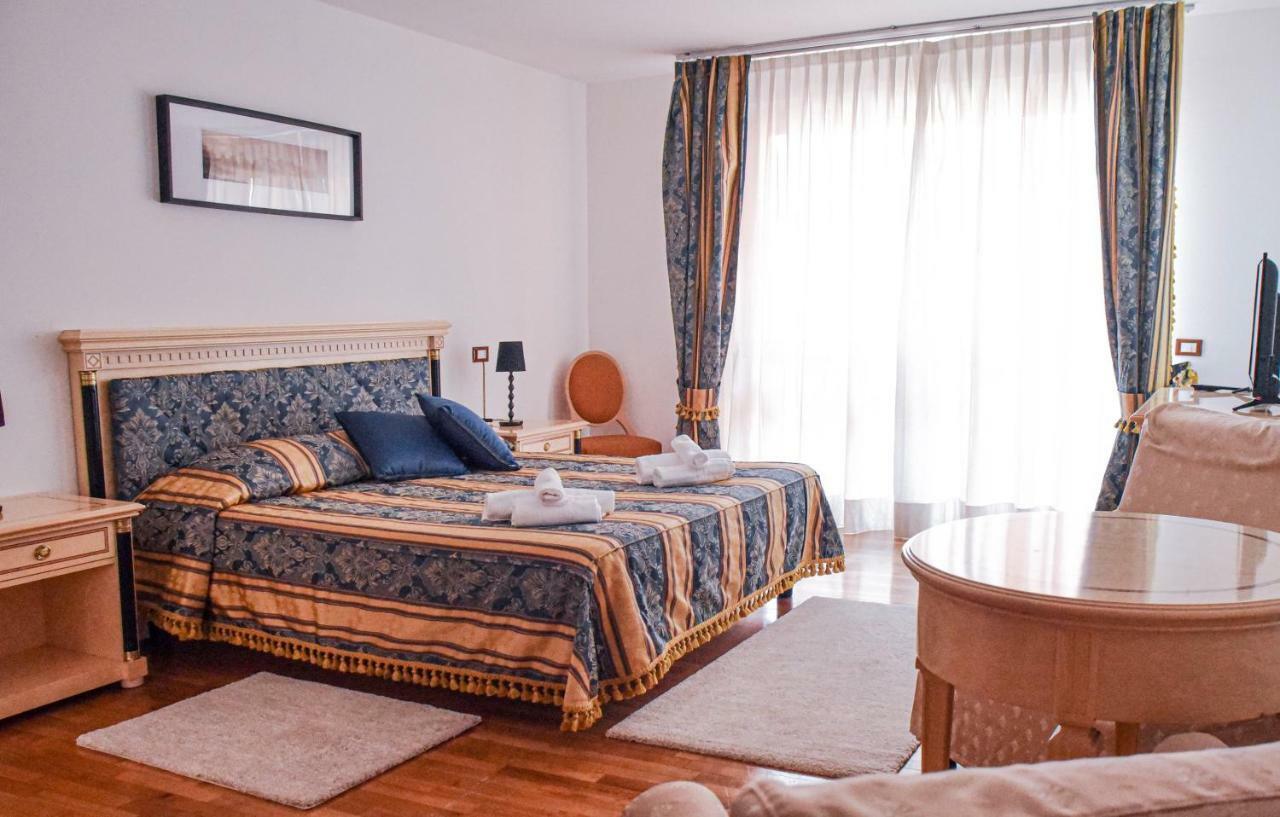 Hotel Villa Strassoldo "Ex Attianese Hotel Restaurant" Cervignano del Friuli Eksteriør bilde